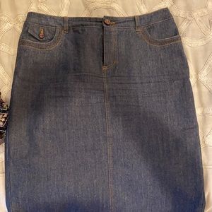 Max Mara black jean/ Denim Skirt. Authentic weekend by Max Mara